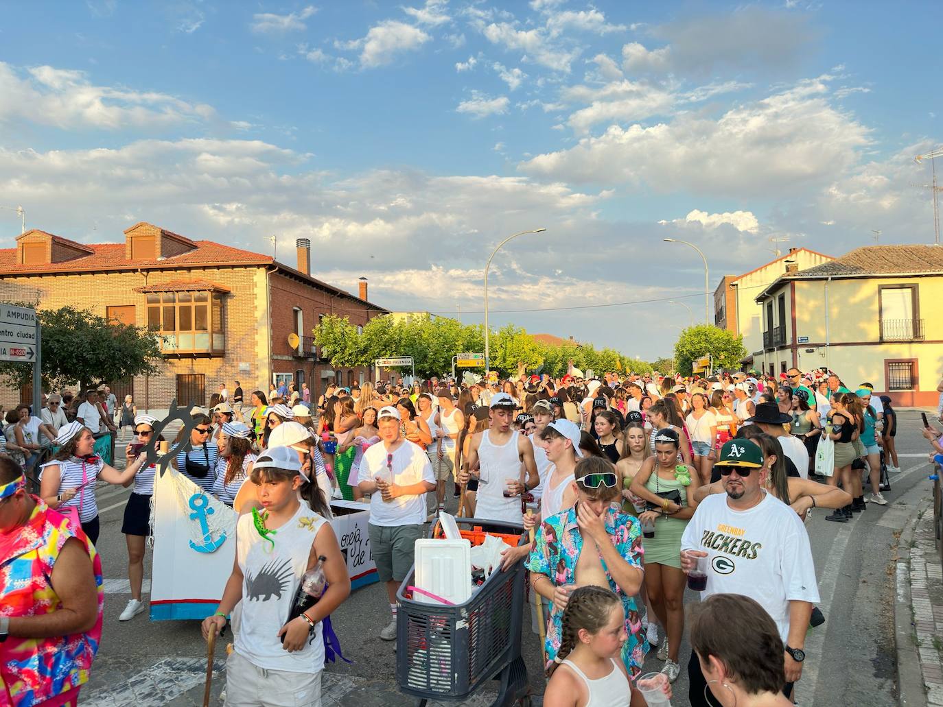 Dueñas celebra el carnaval en verano