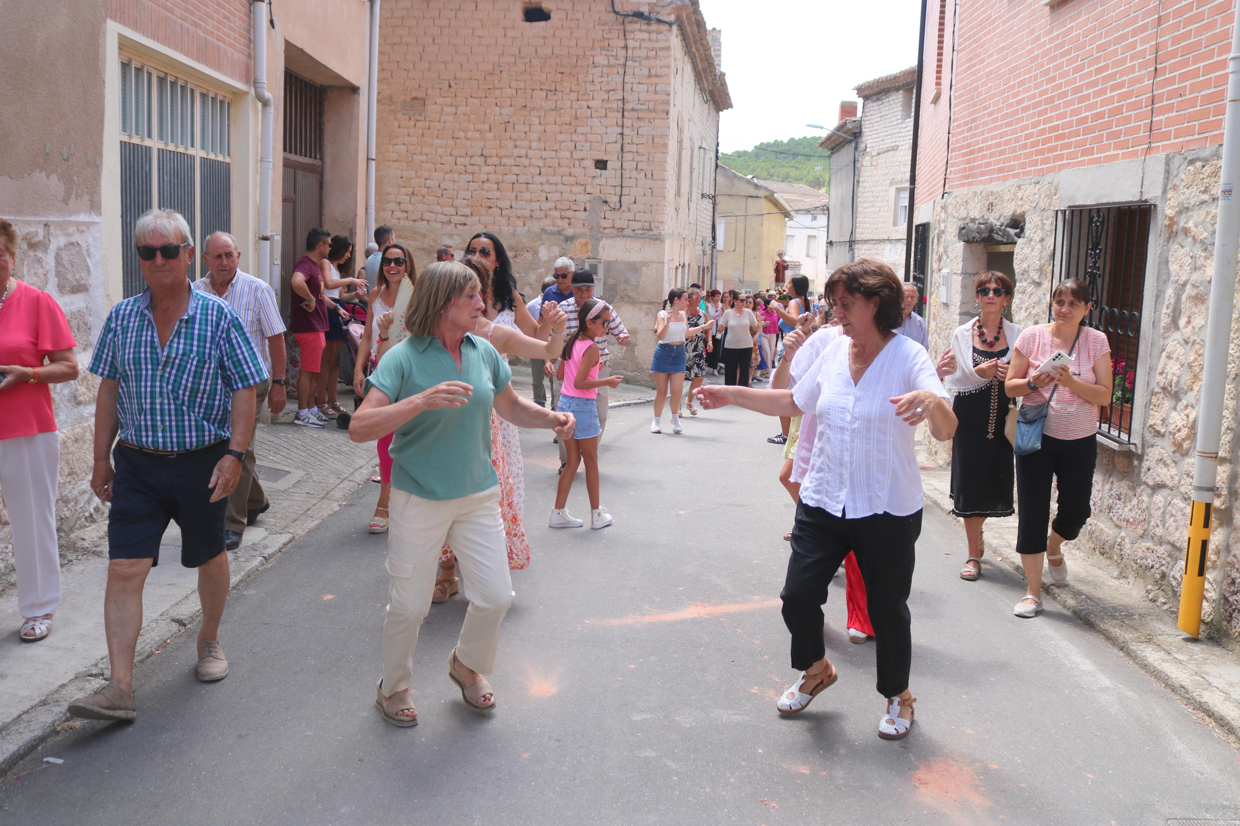 Cobos de Cerrato se rinde a San Román