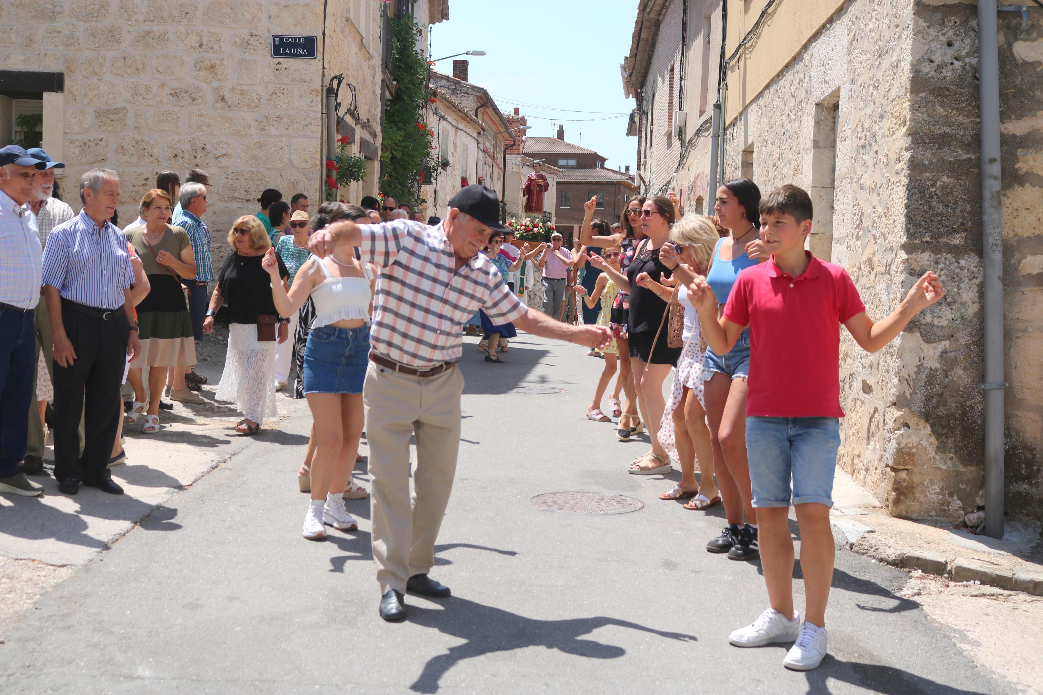 Cobos de Cerrato se rinde a San Román