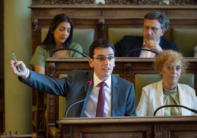 Pedro Herrero (PSOE), en un Pleno.