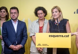 La portavoz de ERC, Raquel Sans, durante la rueda de prensa, ayer en la sede del partido.