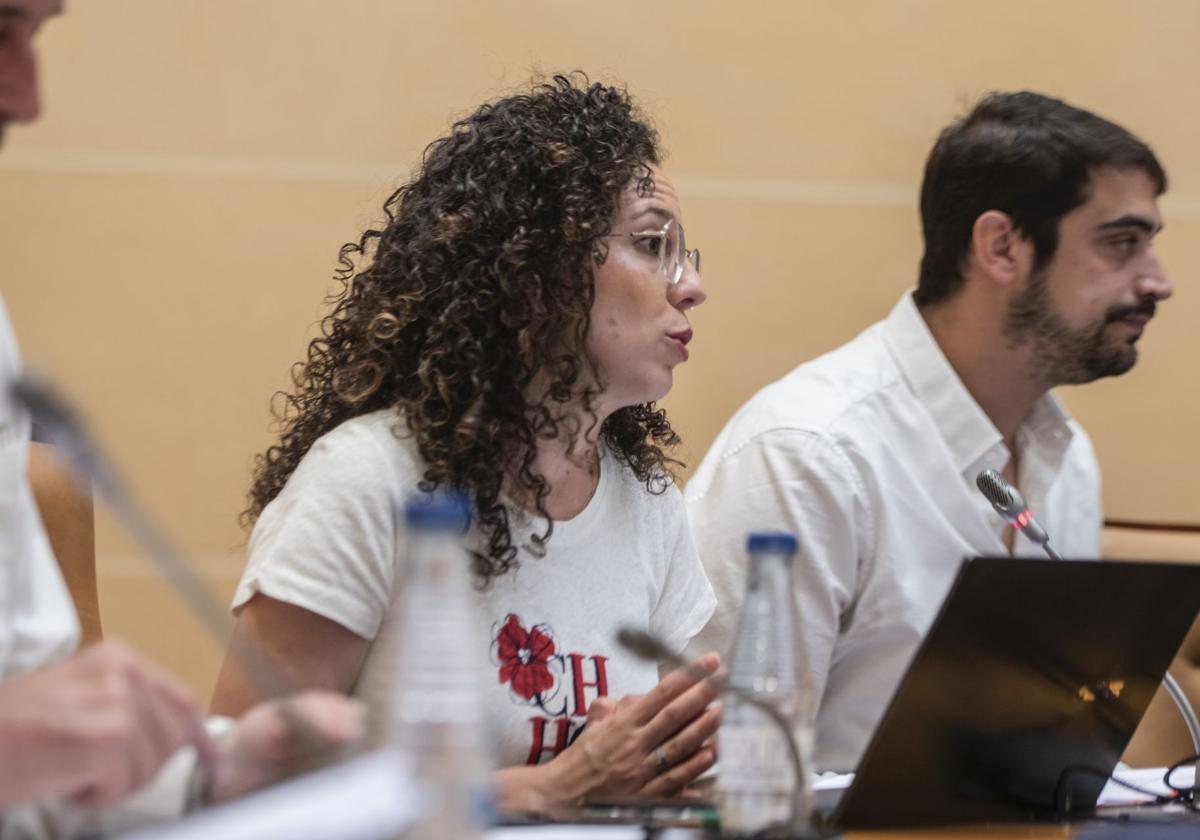 Noemí Otero, durante el último pleno del Ayuntamiento de Segovia.