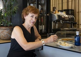 Ana Gallego, actriz y codirectora de Teloncillo Teatro, en el bar 'Daicoco'.