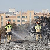 Un incendio en Pinar del Jalón amenaza viviendas y obliga a retirar vehículos
