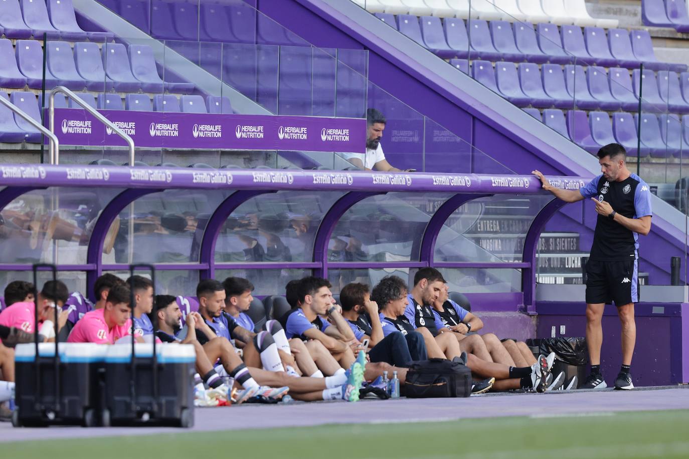 Las imágenes del amistoso en el José Zorrilla entre el Real Valladolid y el Pau Fútbol Club