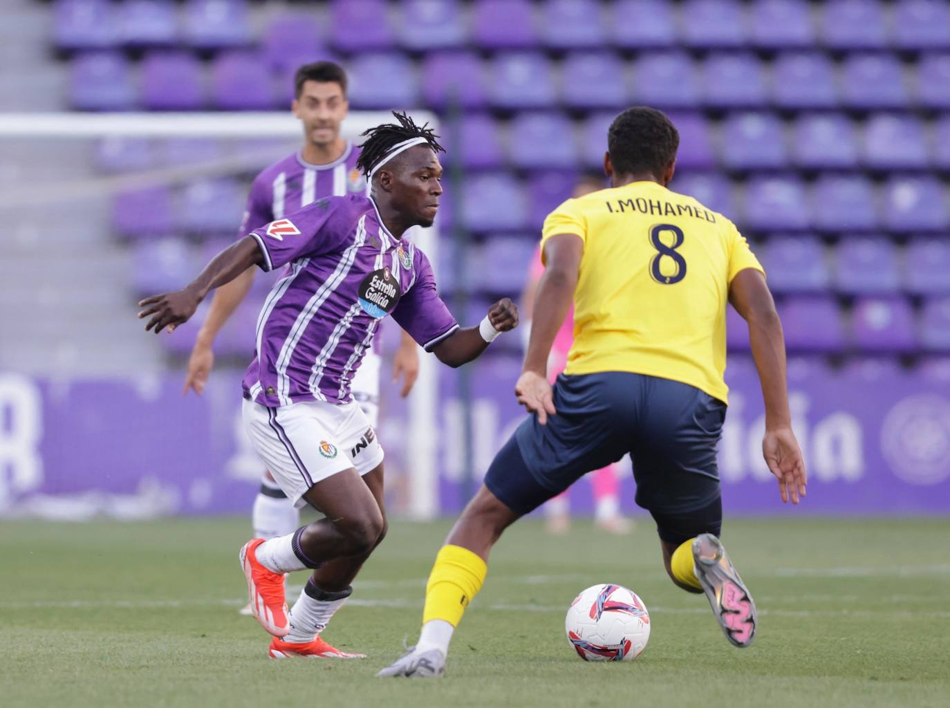 Las imágenes del amistoso en el José Zorrilla entre el Real Valladolid y el Pau Fútbol Club