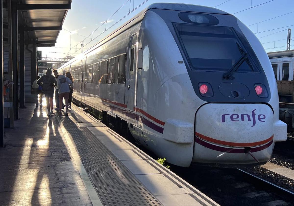 Tren en la estación de Valladolid.