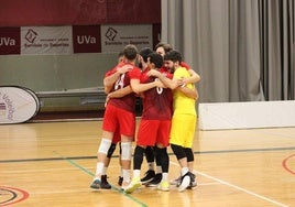 Los jugadores del UVa VCV celebran un triunfo.