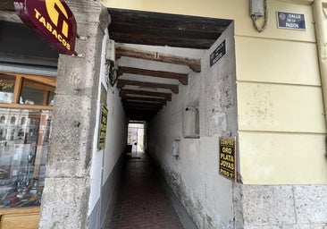 El callejón escondido a la vuelta de la esquina de la Plaza Mayor