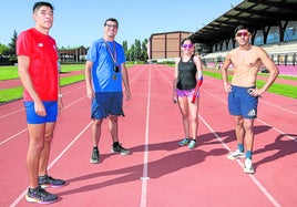 Atletas chilenos, durante uno de sus entrenamientos en las pistas Antonio Prieto