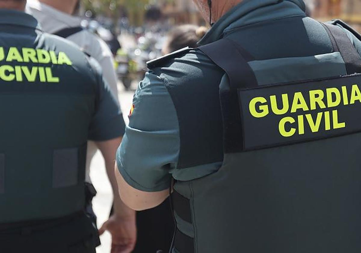 Desarticulada en Ávila una red por robar vehículos que escondían en una nave