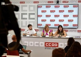 Represwentantes de CCOO informan, este martes, sobre la sentencia, ganada por el sindicato.