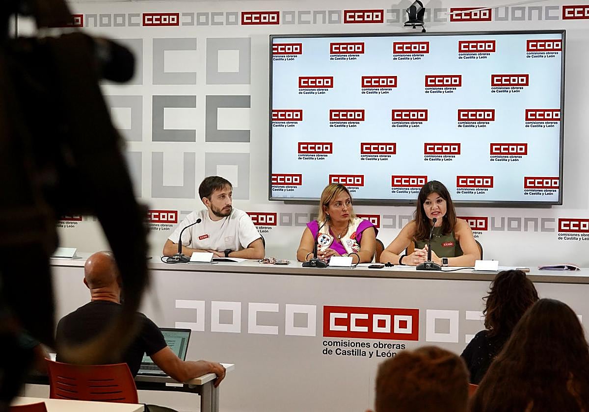 Represwentantes de CCOO informan, este martes, sobre la sentencia, ganada por el sindicato.