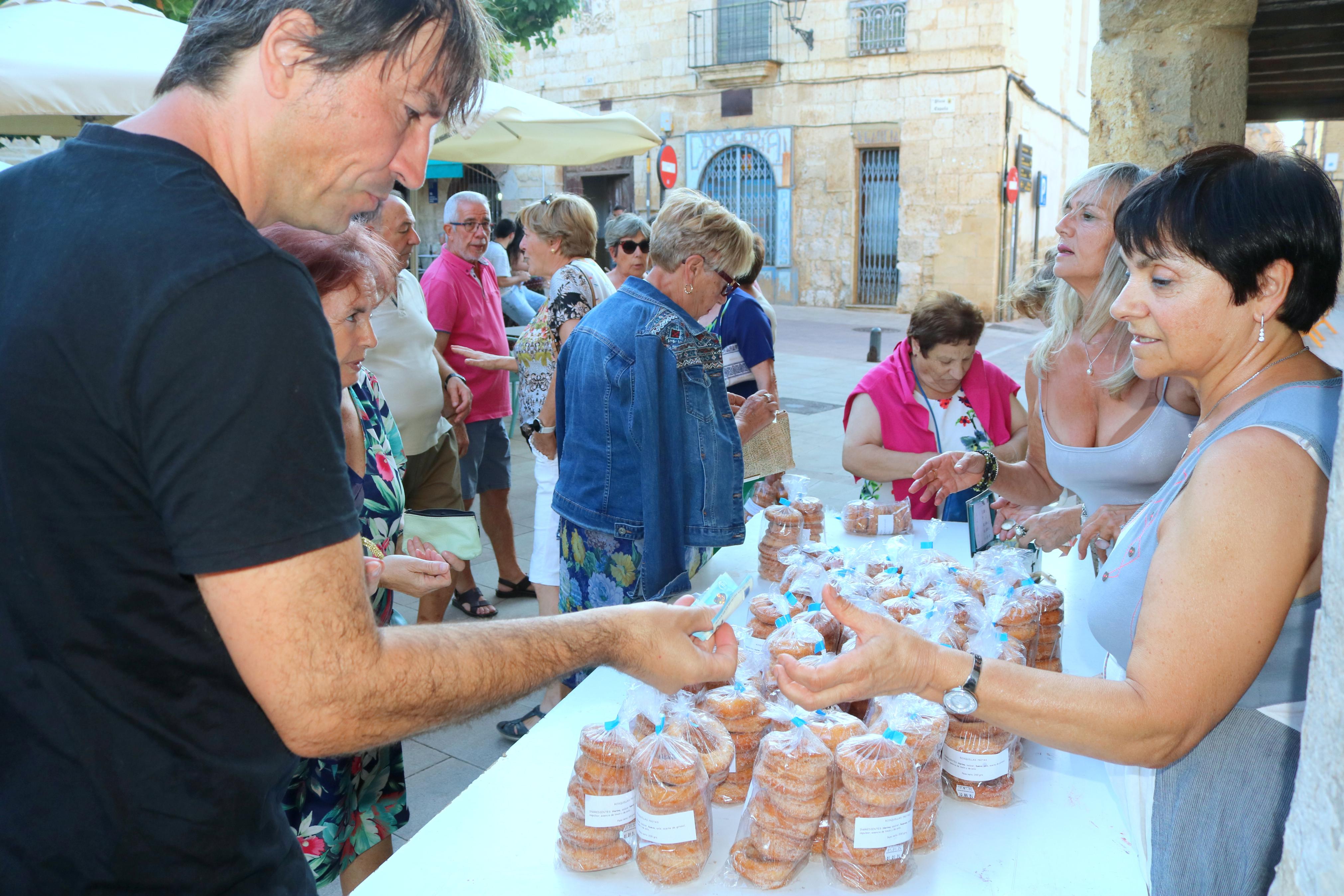 &#039;Rosquillada Solidaria&#039; en Astudillo