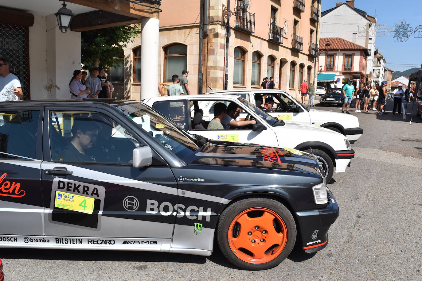 Los motores rugen en la Montaña Palentina con el Rallye de Coches Clásicos