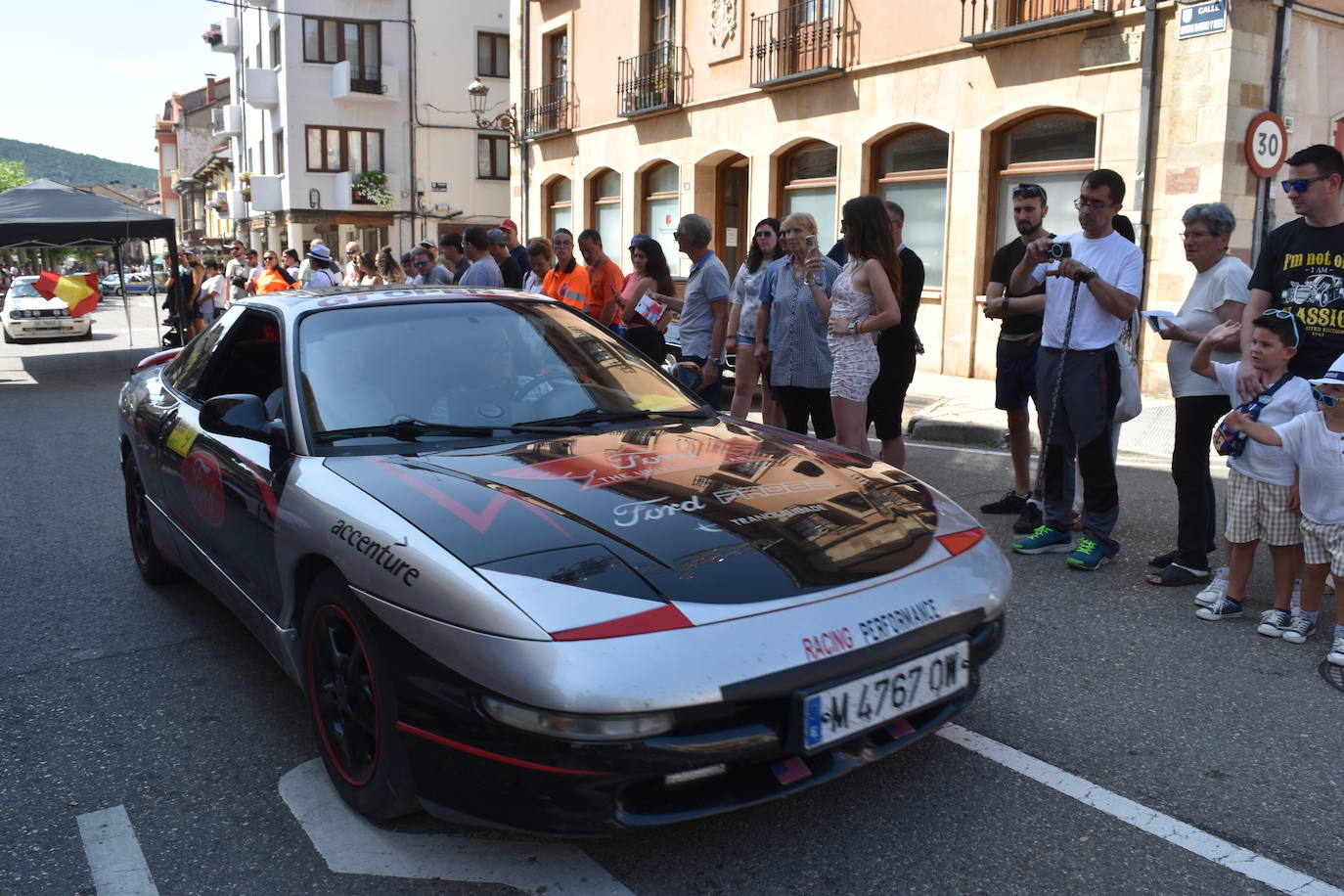 Los motores rugen en la Montaña Palentina con el Rallye de Coches Clásicos