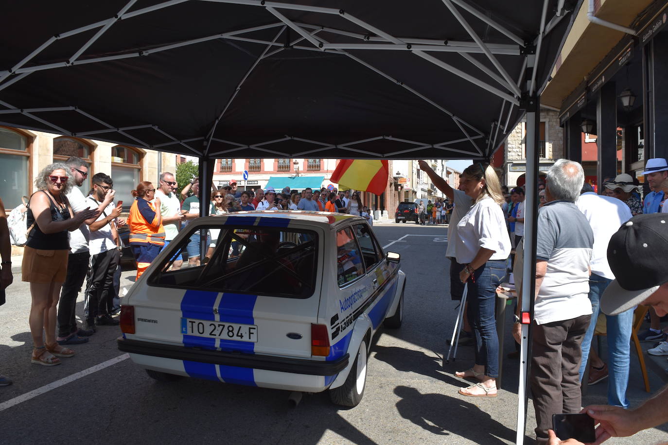 Los motores rugen en la Montaña Palentina con el Rallye de Coches Clásicos