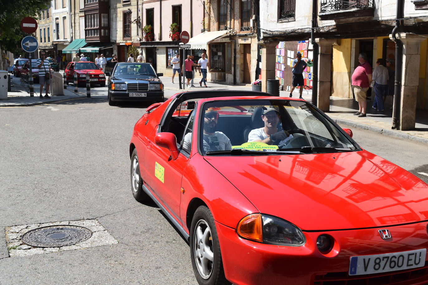 Los motores rugen en la Montaña Palentina con el Rallye de Coches Clásicos