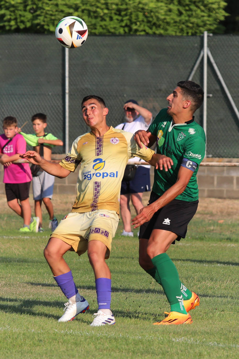 El Palencia Cristo se impone en los penaltis al Villamuriel en la Copa Diputación