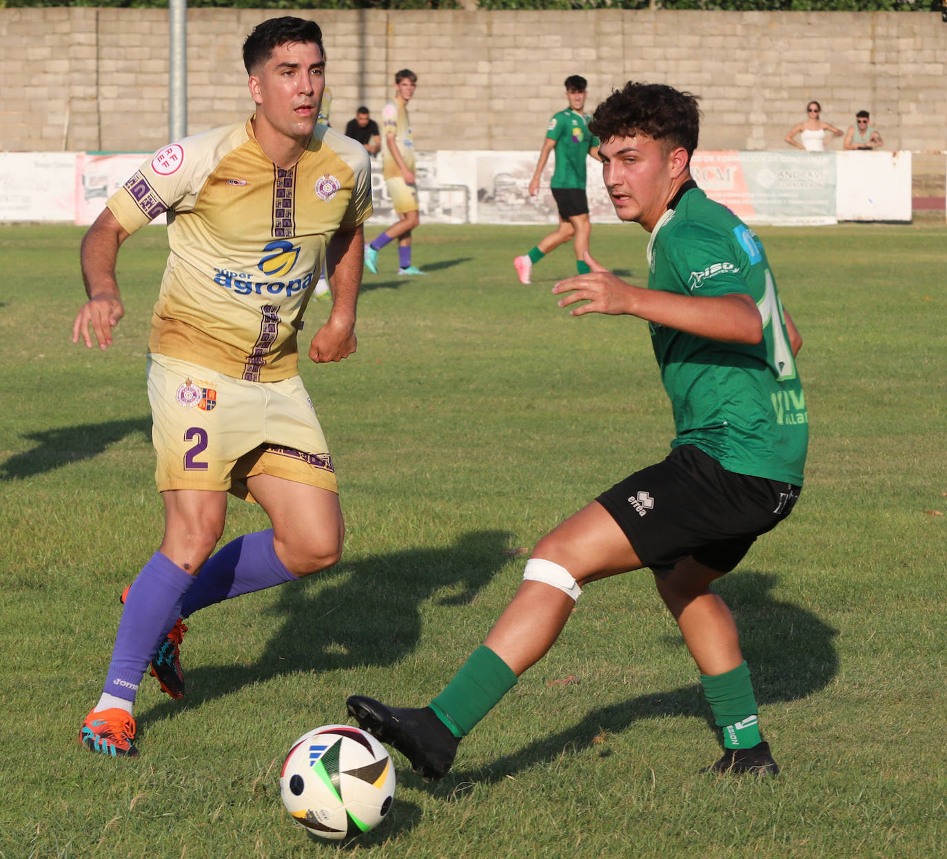 El Palencia Cristo se impone en los penaltis al Villamuriel en la Copa Diputación