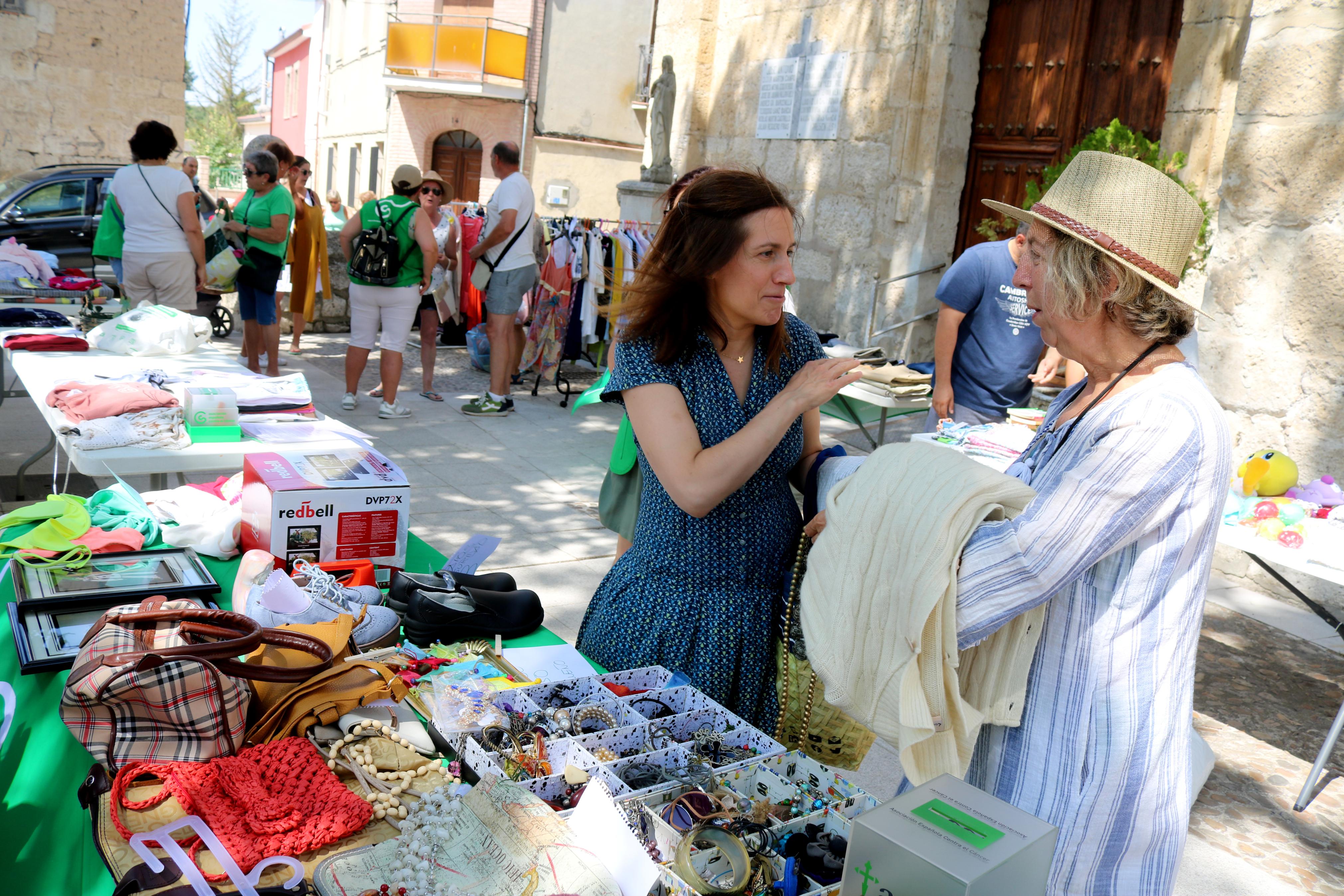 Mercado Solidario de Segunda Mano en Antigüedad