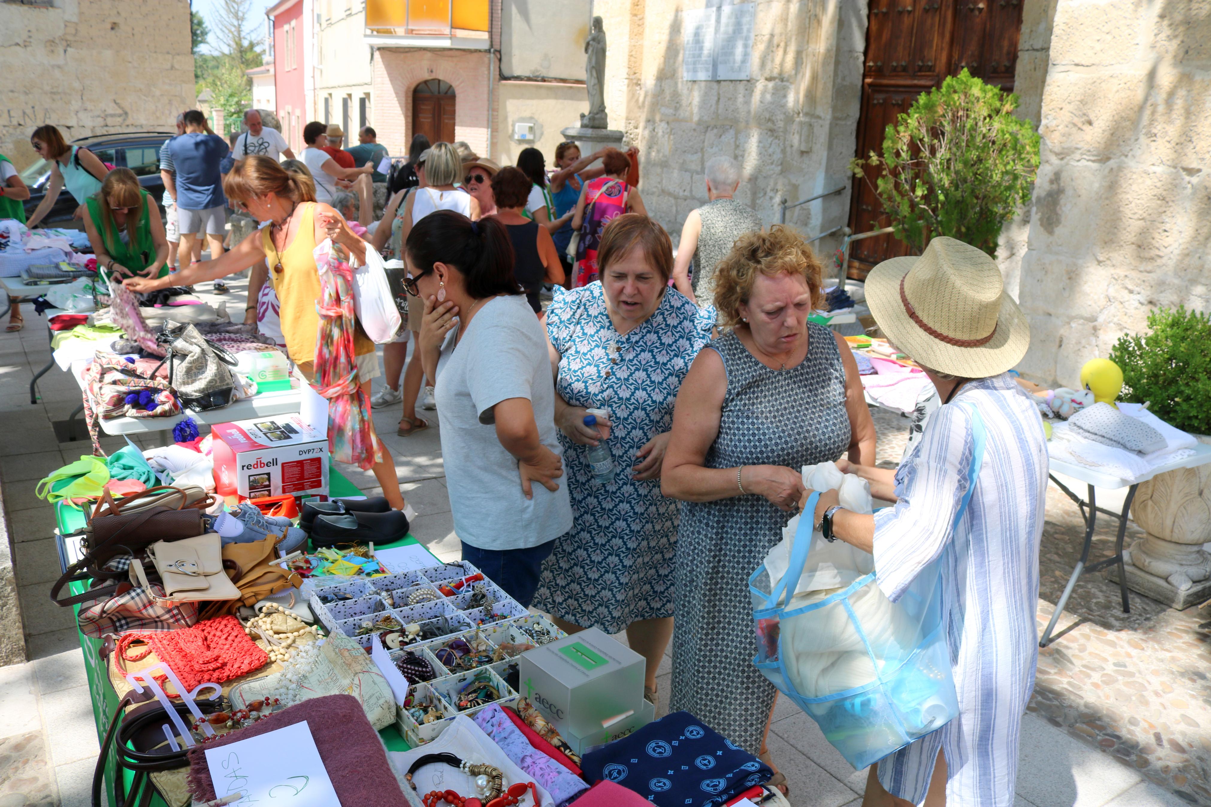 Mercado Solidario de Segunda Mano en Antigüedad