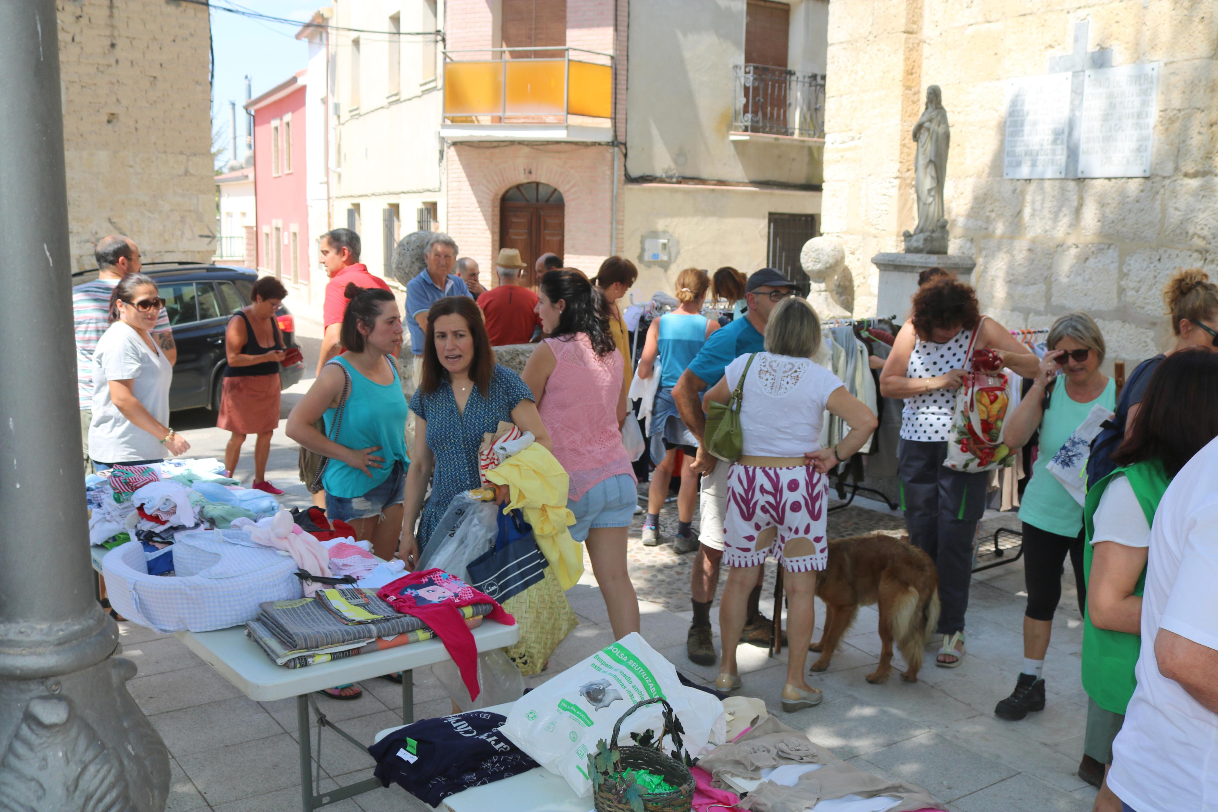 Mercado Solidario de Segunda Mano en Antigüedad