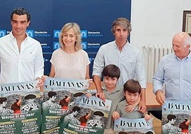 Mario Campillo y Carlos Carrillo, con los diputados María José de la Fuente y Urbano Alonso.