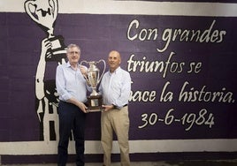 Ramón Martínez y Fernando Redondo, director técnico y entrenador del Real Valladolid que conquistó la Copa de la Liga en el 84.