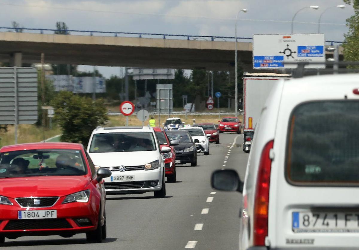 La DGT prevé menos desplazamientos en las carreteras segovianas que en 2023