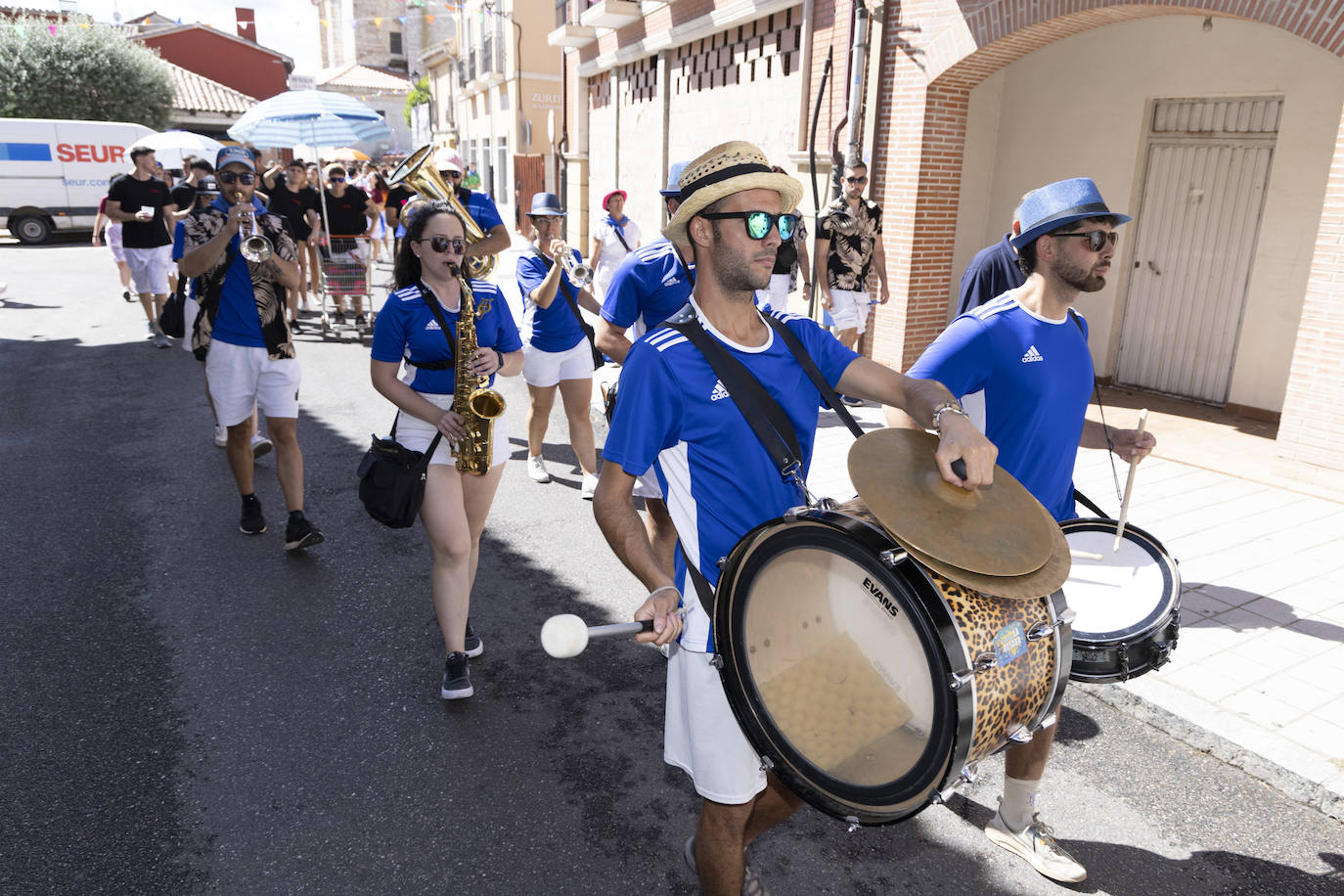 Búscate en las fotos del pregón y el chupinazo de las fiestas de Tudela de Duero