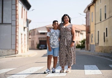 «Cuando la gente de aquí se va a la playa, yo me vengo a Castrodeza»