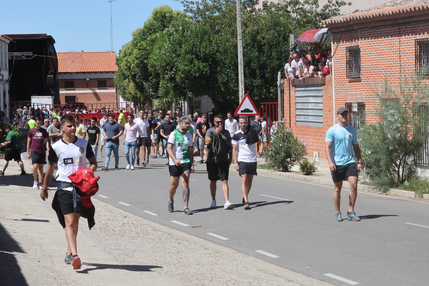 El encierro del Toro de la Bazanca, en imágenes