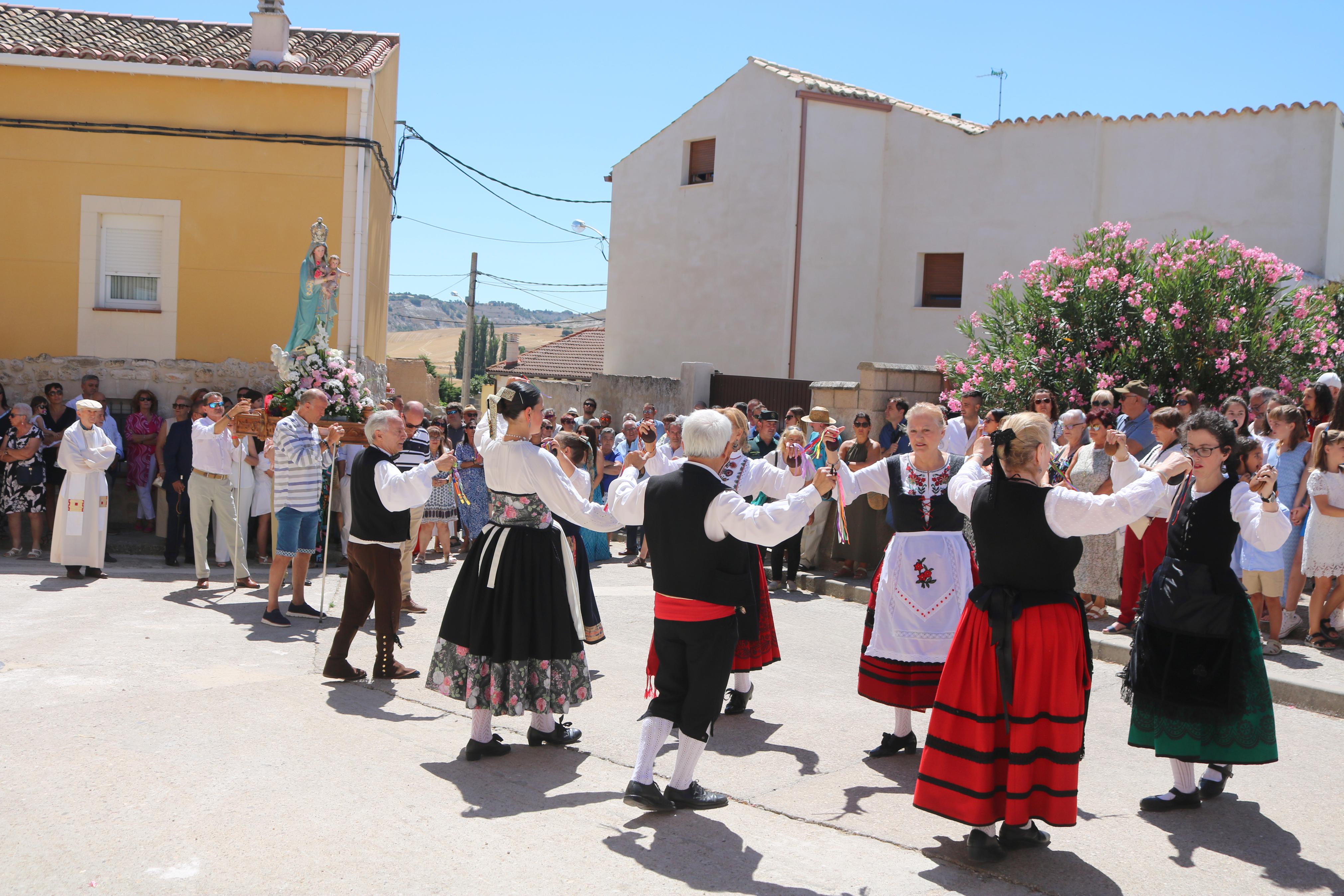 Fiestas de la Virgen de Mediavilla en Villaconancio