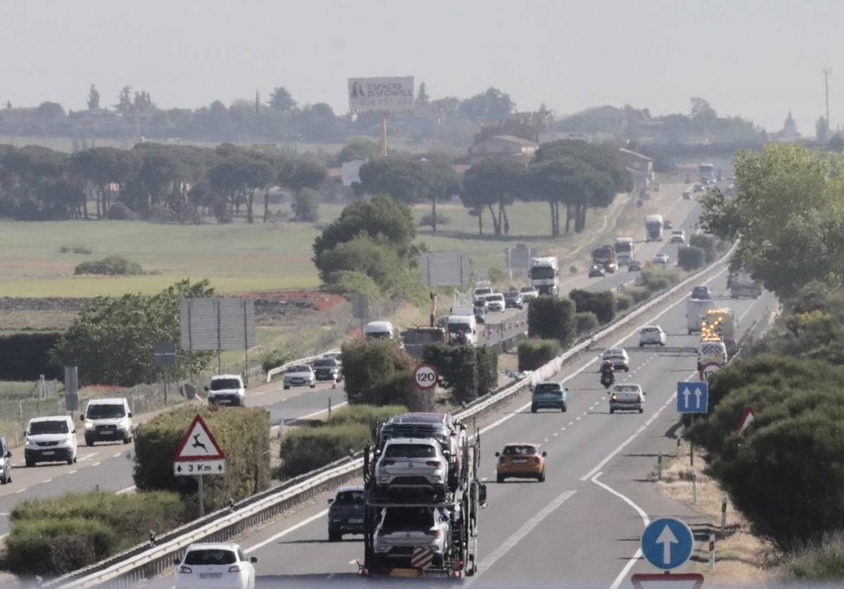 La autovía A-62 en un tramo diferente al de las obras que inician el próximo lunes.