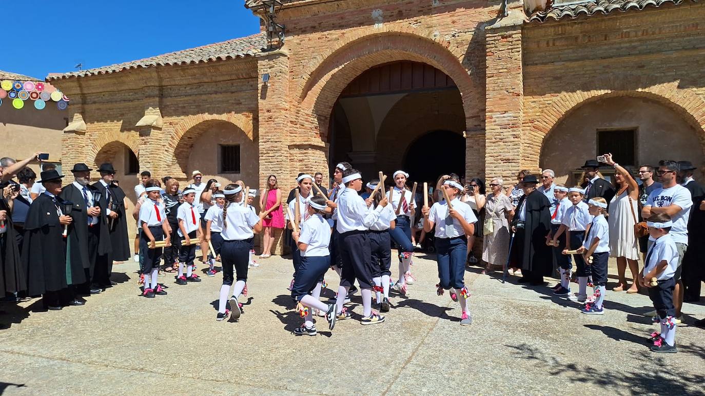 Varios pueblos de Tierra de Campos procesionan a San Roque