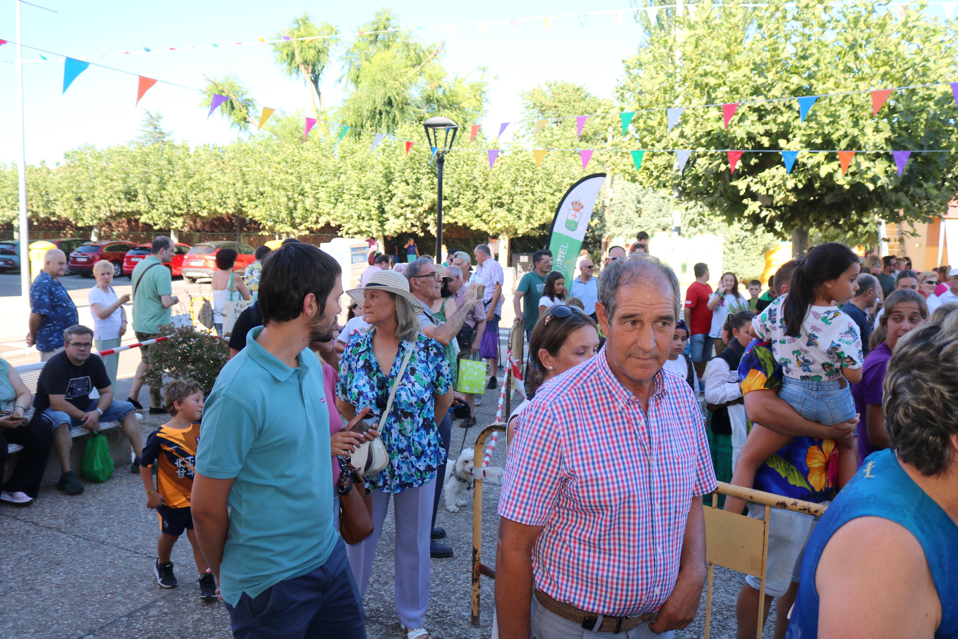 Villamuriel de Cerrato celebra San Roque con pan, queso y vino