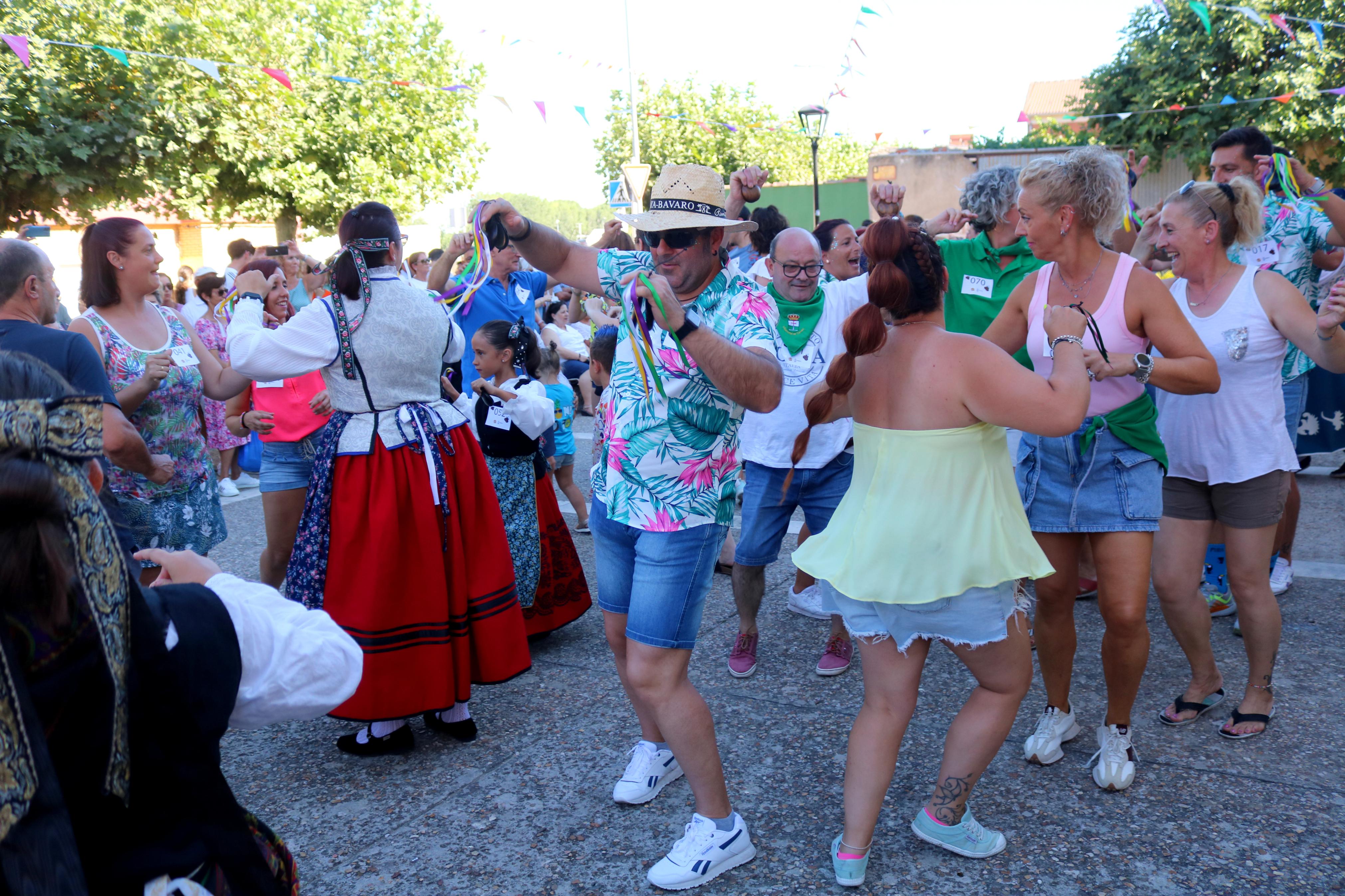 Villamuriel de Cerrato celebra San Roque con pan, queso y vino