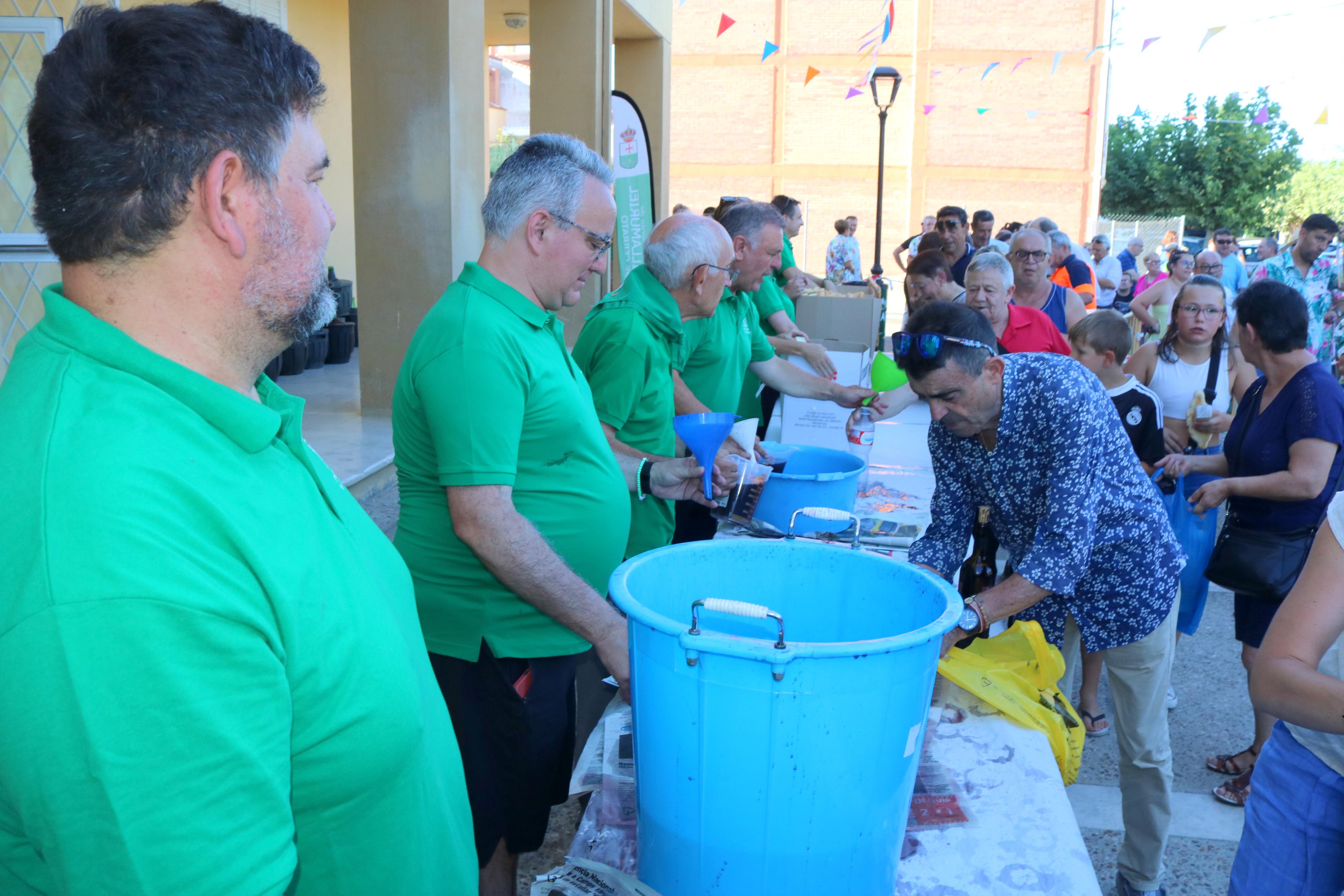 Villamuriel de Cerrato celebra San Roque con pan, queso y vino