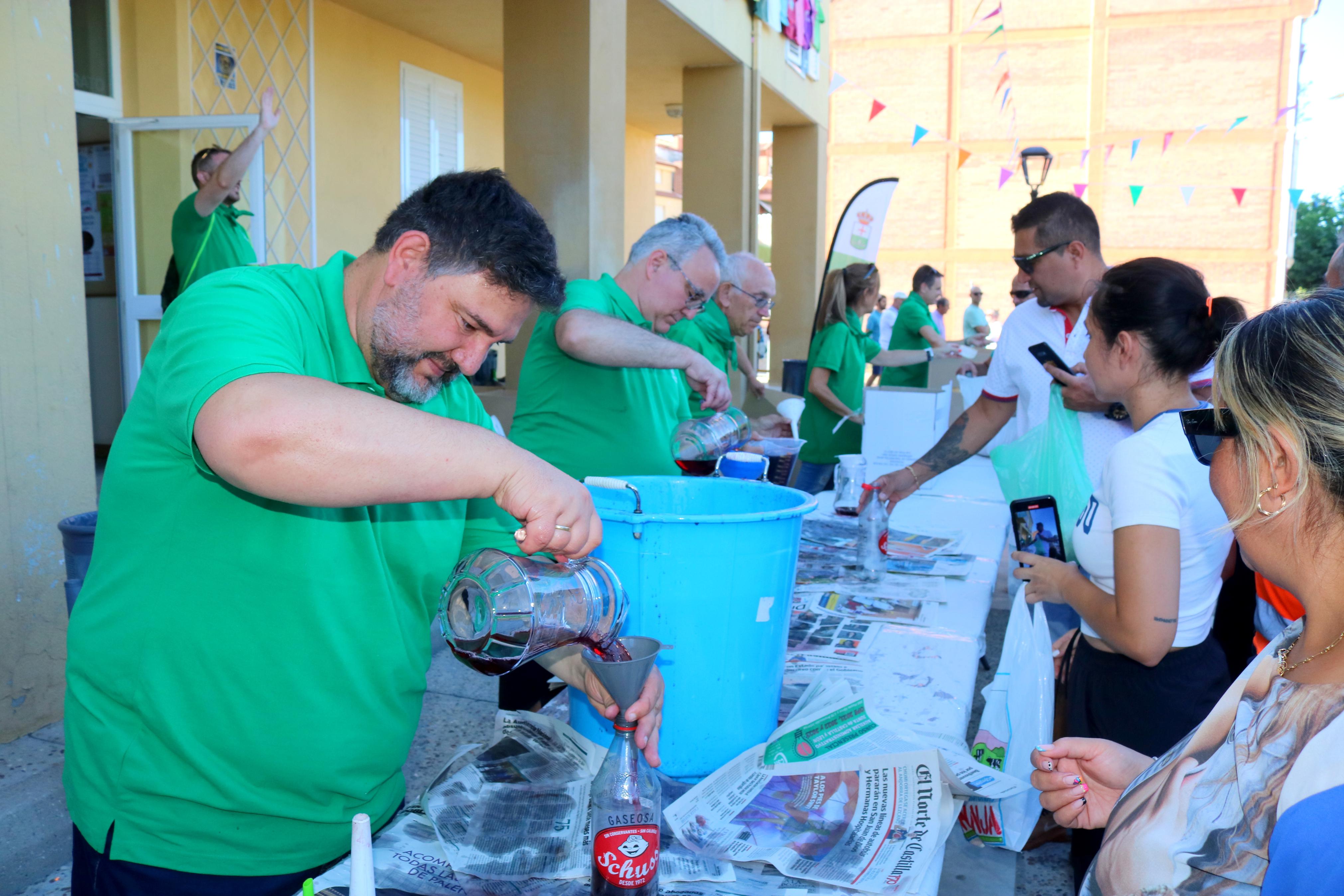 Villamuriel de Cerrato celebra San Roque con pan, queso y vino