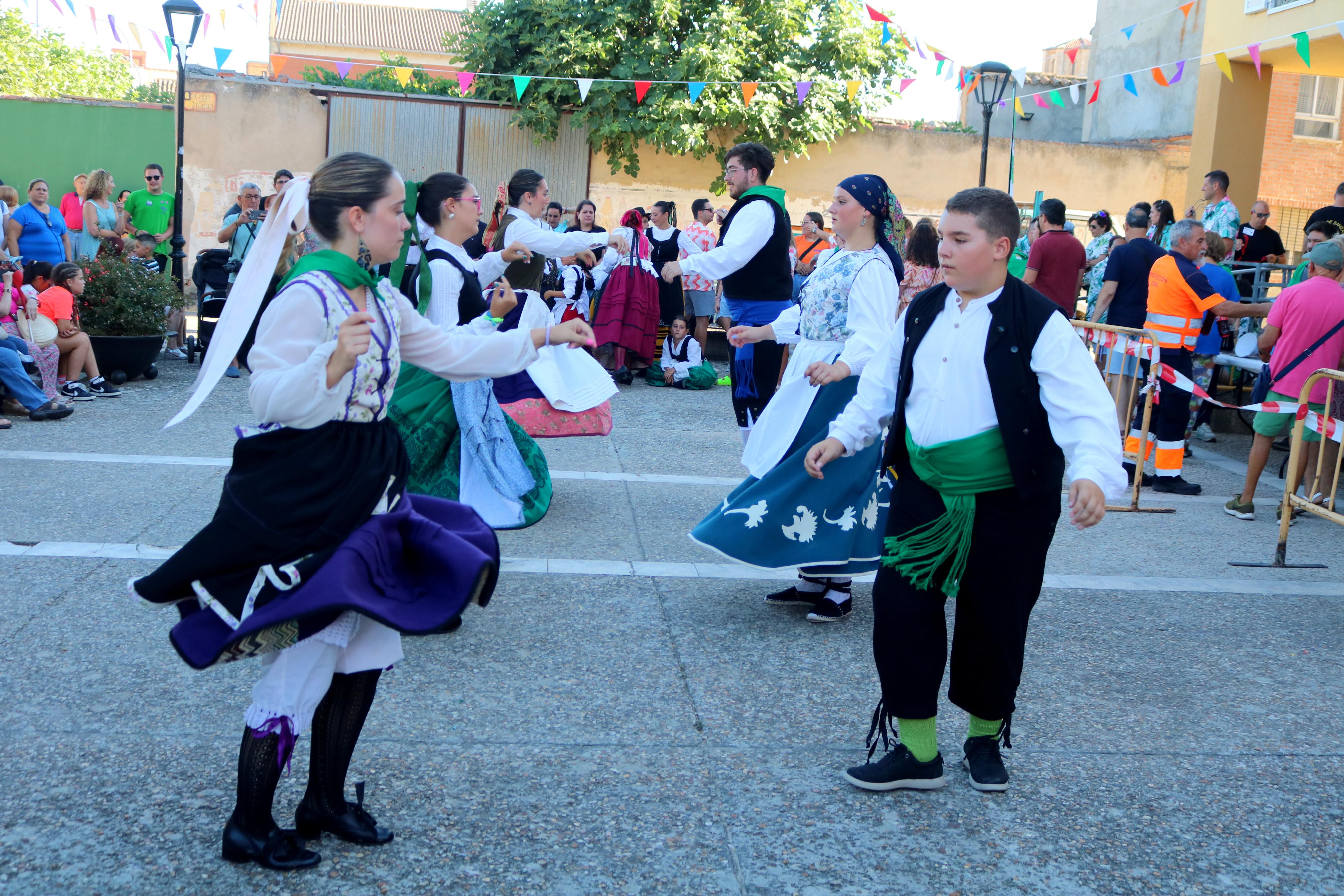 Villamuriel de Cerrato celebra San Roque con pan, queso y vino