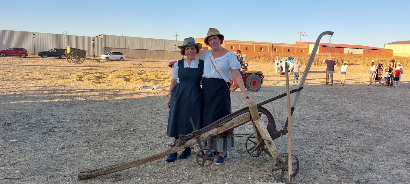 Las imágenes de la recreación de la trilla en Bolaños de Campos