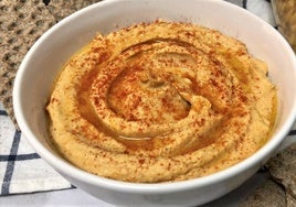 Hummus de garbanzos, ideal para un picoteo