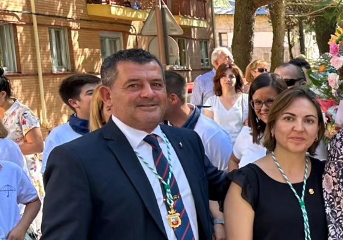Un teniente de alcalde de El Espinar da positivo en alcoholemia con un coche municipal