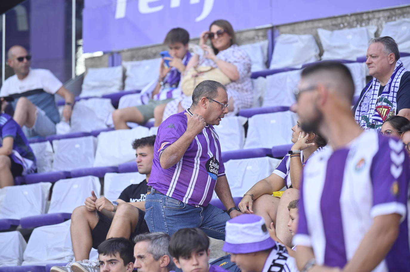 Búscate en la grada del estadio José Zorrilla (3/4)