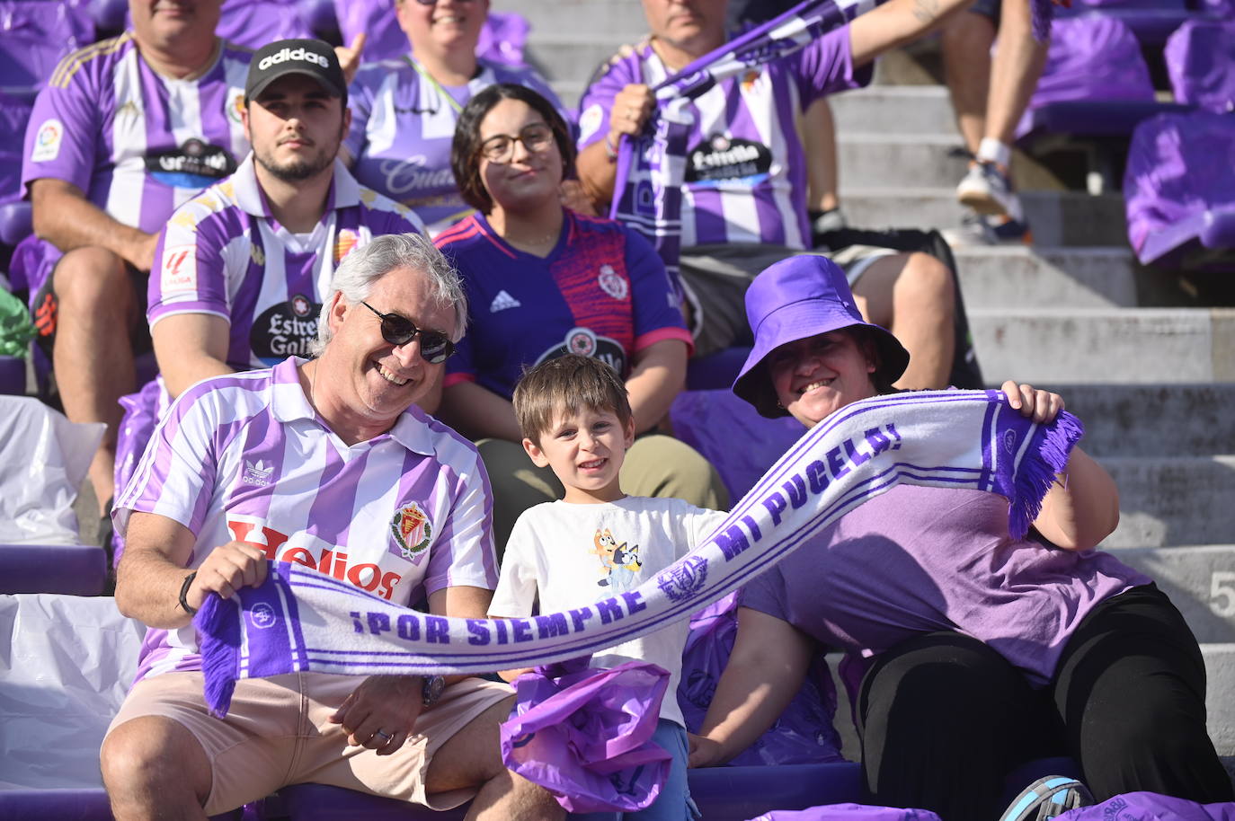 Búscate en la grada del estadio José Zorrilla (2/4)