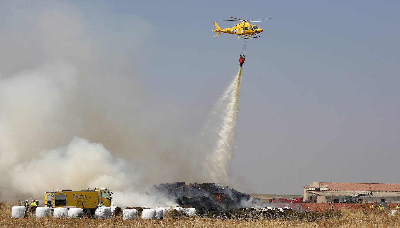 Fotografías del incendio en Marazuela