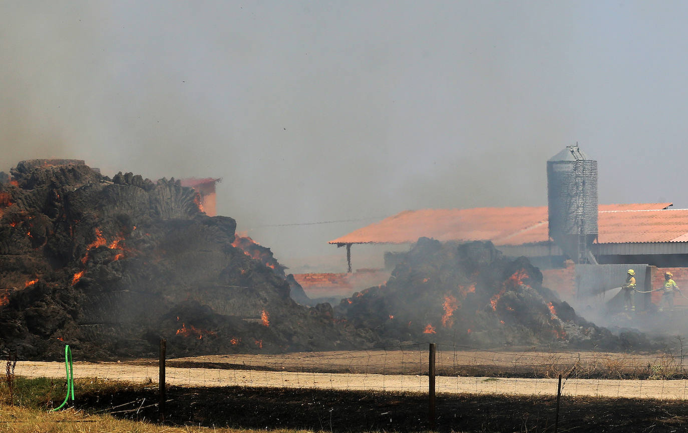 Fotografías del incendio en Marazuela