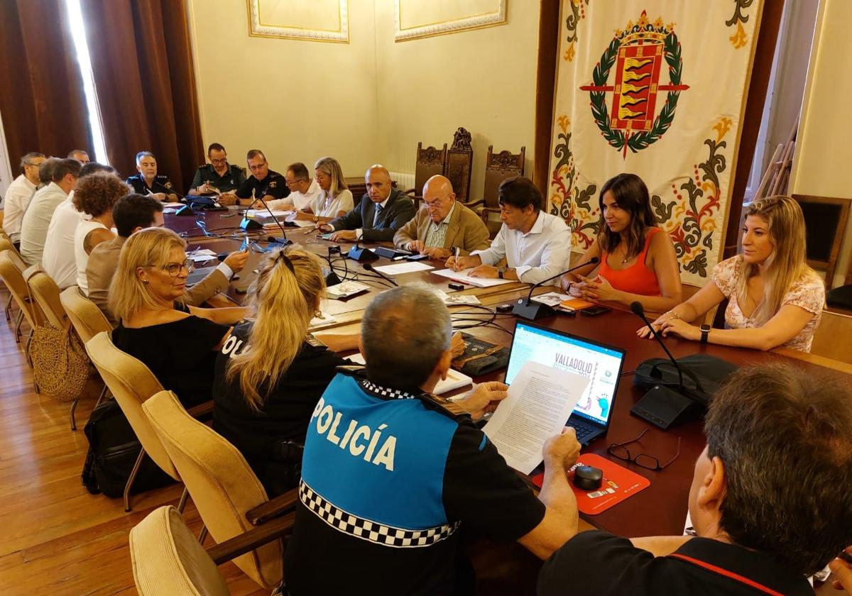 Imagen de la junta local de Seguridad en el Ayuntamiento de Valladolid.