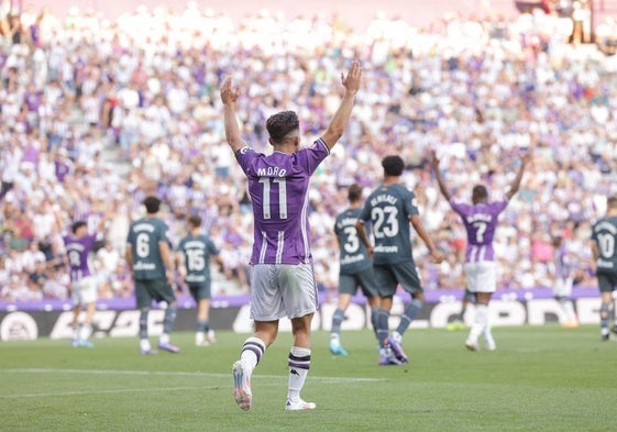 Raúl Moro protestando durante el partido contra el Espanyol.